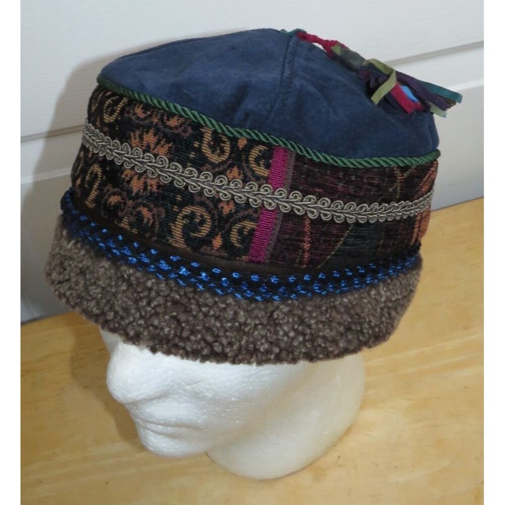 Gwendolyne Hats Tibetan Pillbox Hat Navy Top Size Medium Made in Canada